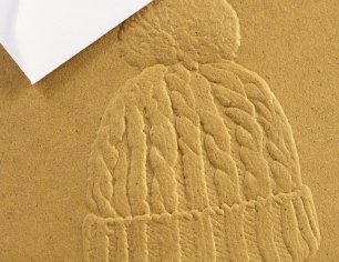 Weihnachtskarte Cozy Christmas - Strickmütze - mustard